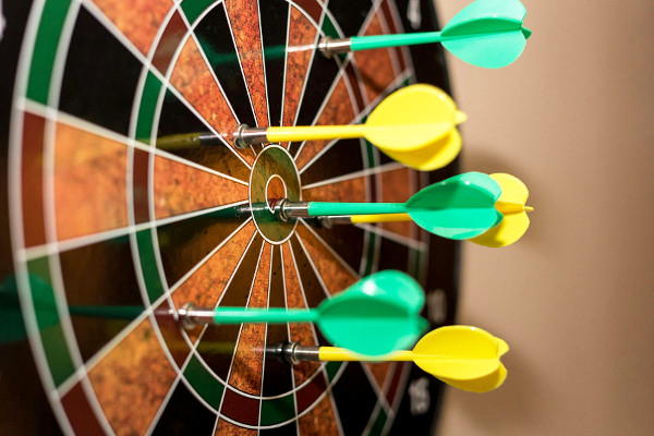 How to Start Playing Darts: Essential Tips and Techniques for Beginners