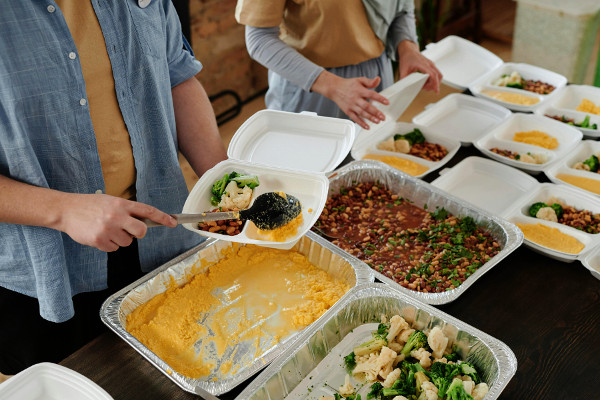 From Compassion to Action: A Beginner's Guide About How to Volunteer at a Soup Kitchen